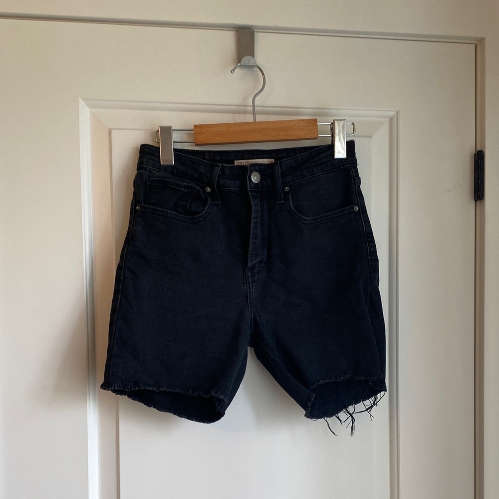 Levi’s shorts